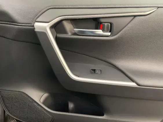 TOYOTA RAV4 V - voiture de démonstration - Photo 20