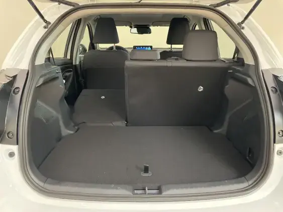TOYOTA YARIS IV - voiture de démonstration - Photo 16