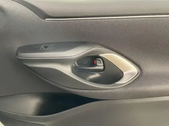 TOYOTA YARIS IV - voiture de démonstration - Photo 20