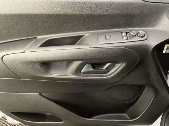 TOYOTA PROACE CITY - voiture de démonstration - Photo 19