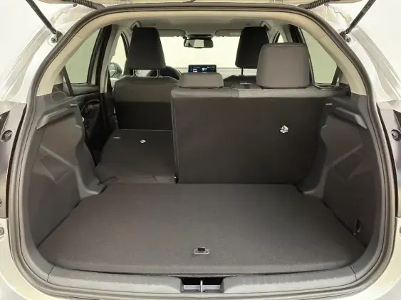 TOYOTA YARIS IV - voiture de démonstration - Photo 16