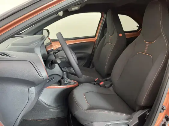 TOYOTA AYGO X - voiture de démonstration - Photo 18