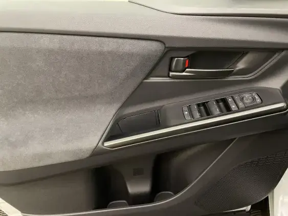 TOYOTA C-HR+ ELECTRIQUE II - voiture de démonstration - Photo 19