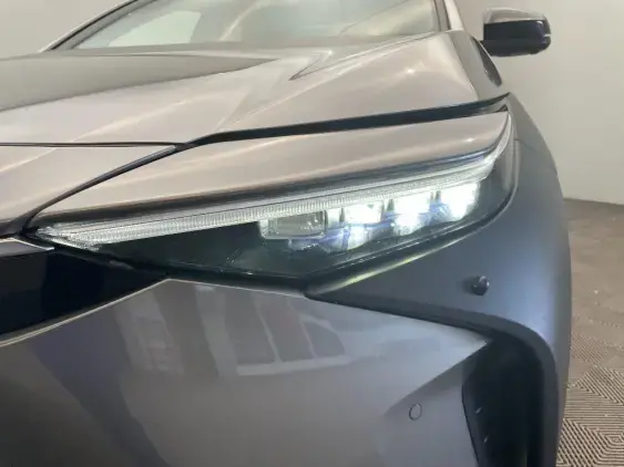 TOYOTA BZ4X - voiture de démonstration - Photo 22