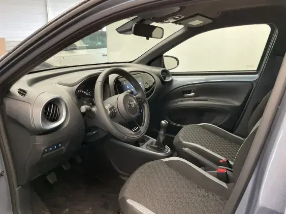 TOYOTA AYGO X - voiture de démonstration - Photo 18