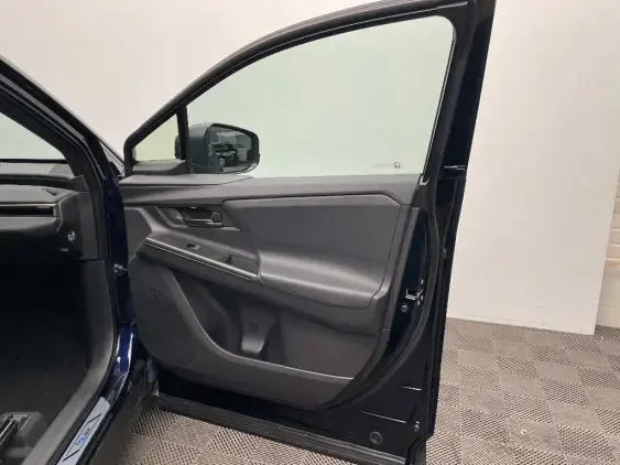 TOYOTA BZ4X - voiture de démonstration - Photo 20