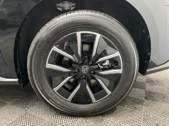 TOYOTA BZ4X - voiture de démonstration - Photo 24