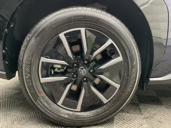 TOYOTA BZ4X - voiture de démonstration - Photo 25