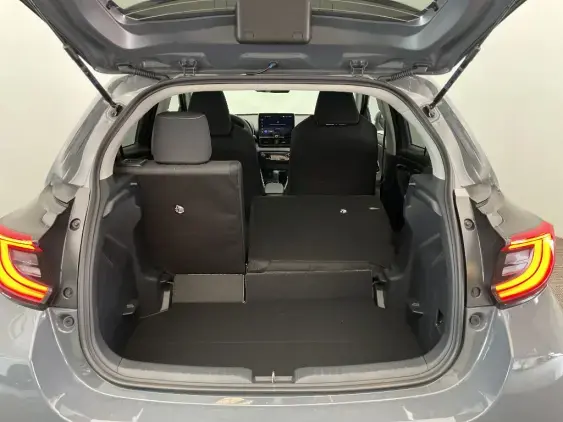TOYOTA YARIS IV - voiture de démonstration - Photo 16
