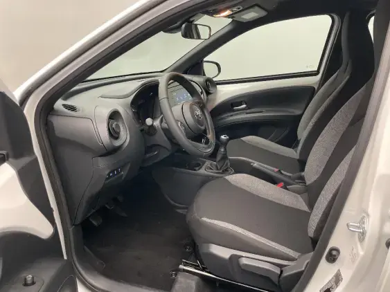 TOYOTA AYGO X - voiture de démonstration - Photo 16