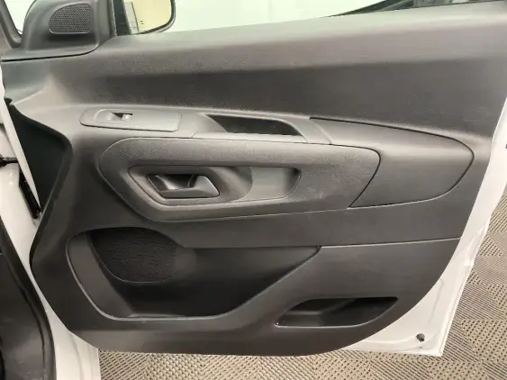 TOYOTA PROACE CITY - voiture de démonstration - Photo 20