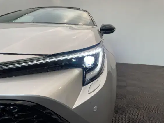 TOYOTA COROLLA TOURING SPT X - voiture de démonstration - Photo 22