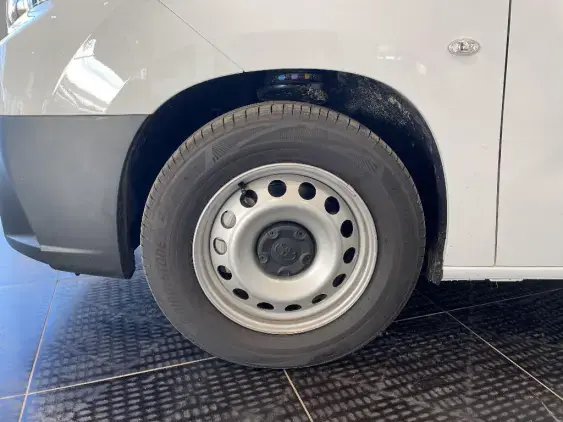 TOYOTA PROACE CITY ELECTRIQUE - voiture de démonstration - Photo 23