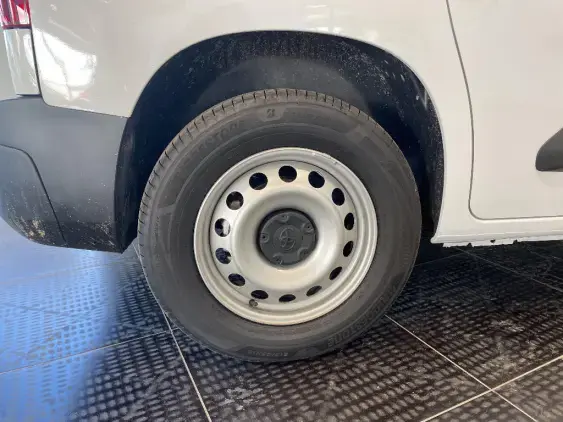 TOYOTA PROACE CITY ELECTRIQUE - voiture de démonstration - Photo 25