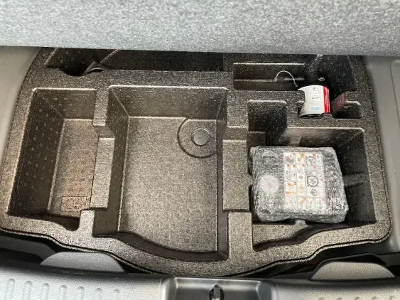 TOYOTA YARIS IV - voiture de démonstration - Photo 17