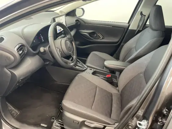 TOYOTA YARIS IV - voiture de démonstration - Photo 18