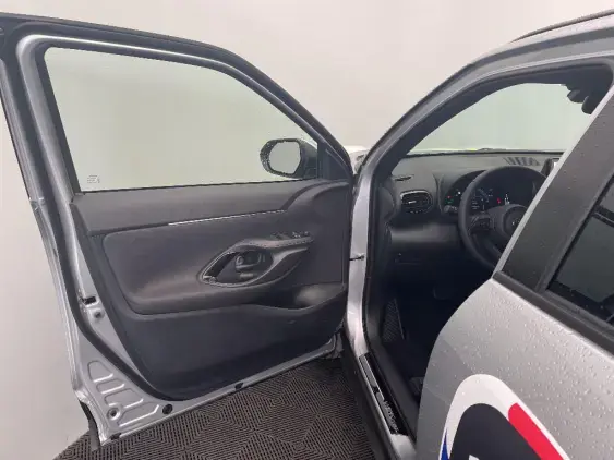 TOYOTA YARIS CROSS I - voiture de démonstration - Photo 19