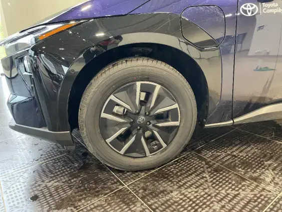 TOYOTA BZ4X - voiture de démonstration - Photo 23