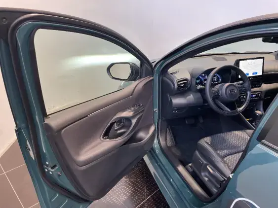 TOYOTA YARIS IV - voiture de démonstration - Photo 19