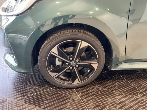 TOYOTA YARIS IV - voiture de démonstration - Photo 23