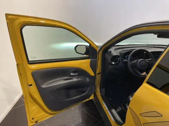 TOYOTA AYGO X - voiture de démonstration - Photo 19