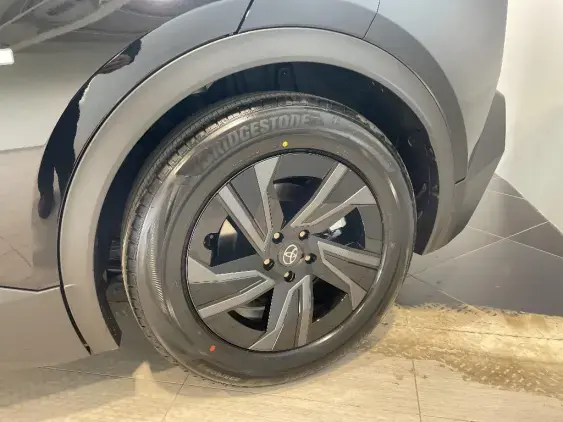 TOYOTA C-HR+ ELECTRIQUE II - voiture de démonstration - Photo 24