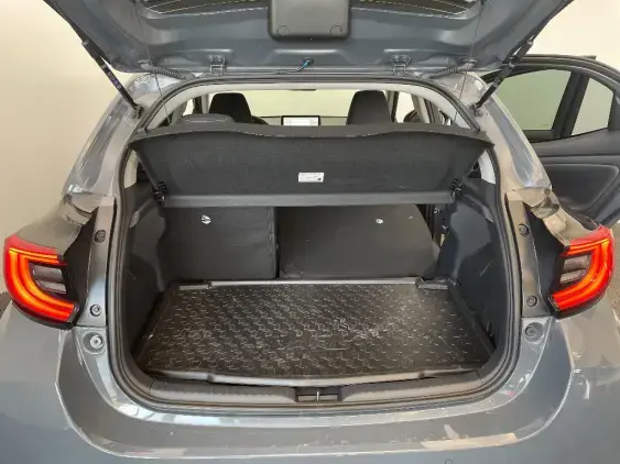 TOYOTA YARIS IV - voiture de démonstration - Photo 16