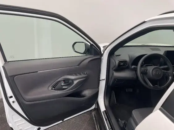 TOYOTA YARIS CROSS I - voiture de démonstration - Photo 19