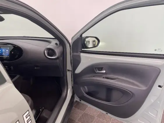 TOYOTA AYGO X - voiture de démonstration - Photo 20