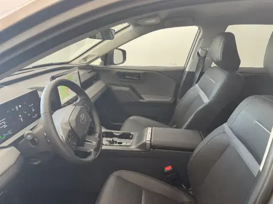 TOYOTA RAV 4 VI - voiture de démonstration - Photo 18