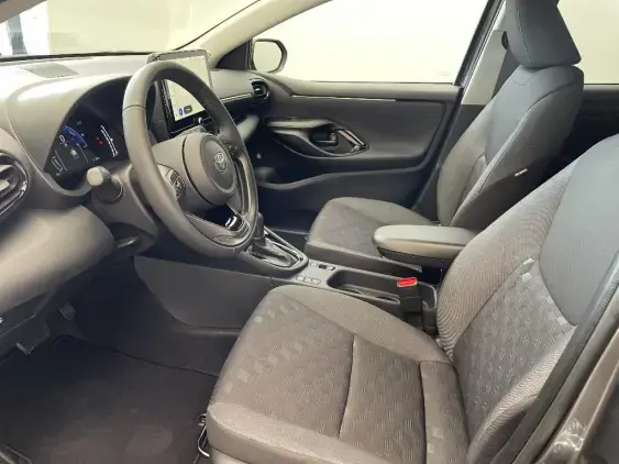 TOYOTA YARIS IV - voiture de démonstration - Photo 18