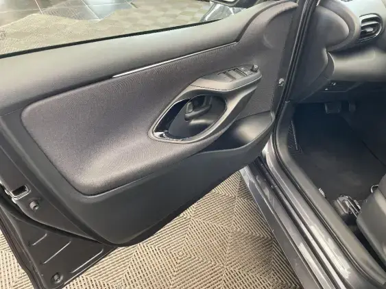 TOYOTA YARIS IV - voiture de démonstration - Photo 19