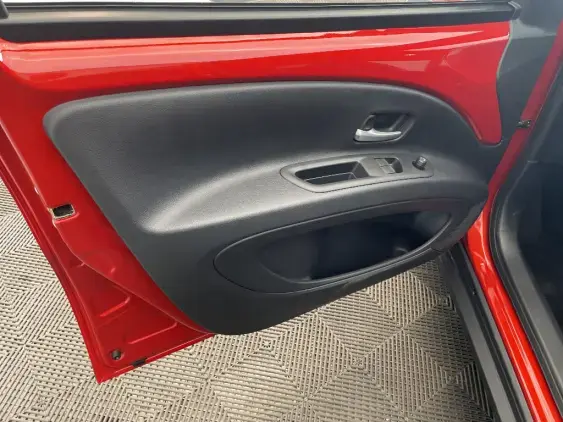 TOYOTA AYGO X - voiture de démonstration - Photo 19