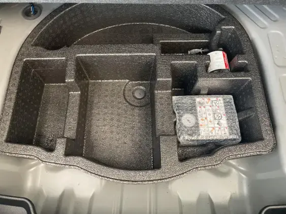 TOYOTA YARIS CROSS I - voiture de démonstration - Photo 17