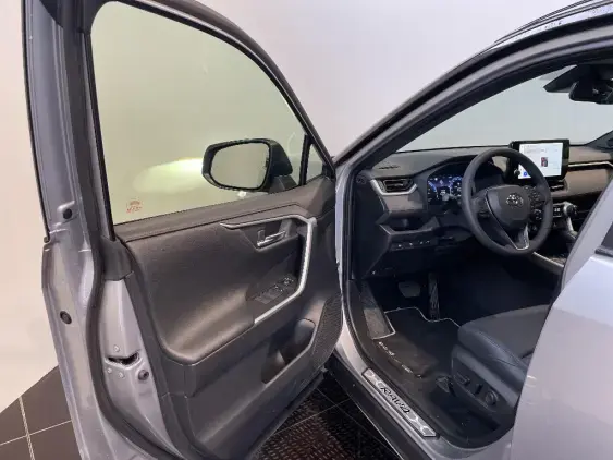 TOYOTA RAV4 V - voiture de démonstration - Photo 19