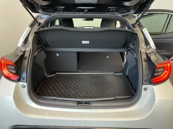 TOYOTA YARIS IV - voiture de démonstration - Photo 16