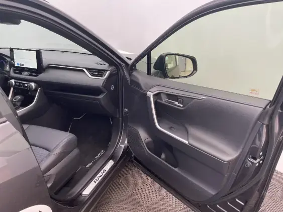 TOYOTA RAV4 V - voiture de démonstration - Photo 20