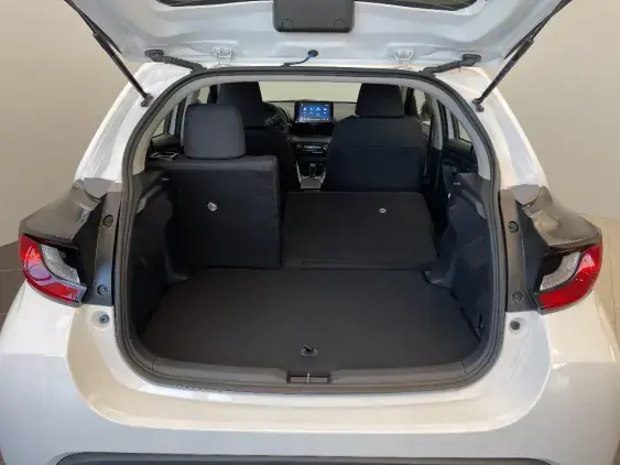 TOYOTA YARIS IV - voiture de démonstration - Photo 16