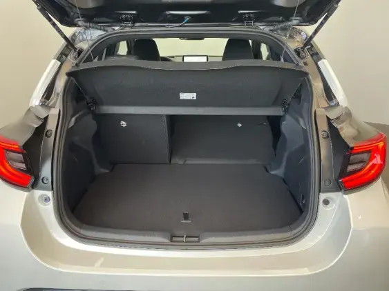 TOYOTA YARIS IV - voiture de démonstration - Photo 16