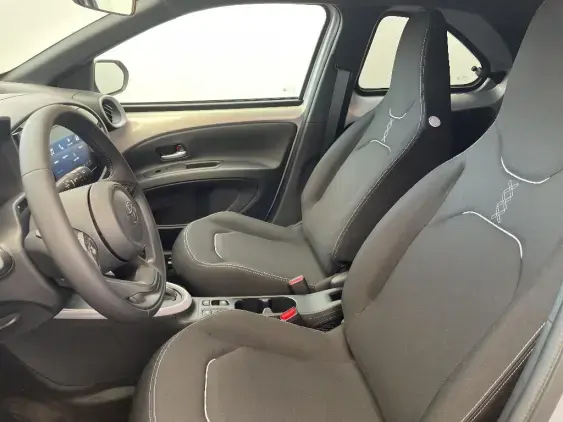 TOYOTA AYGO X - voiture de démonstration - Photo 18