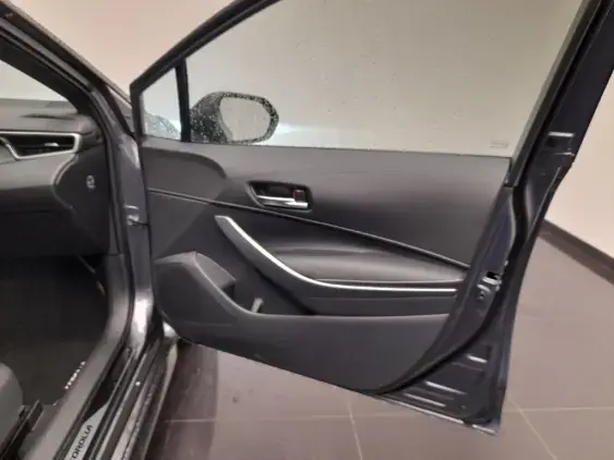 TOYOTA COROLLA TOURING SPT X - voiture de démonstration - Photo 20