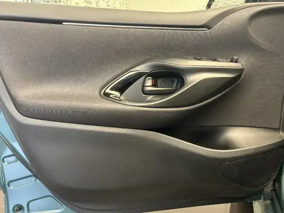 TOYOTA YARIS IV - voiture de démonstration - Photo 19