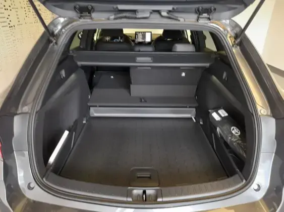 TOYOTA COROLLA TOURING SPT X - voiture de démonstration - Photo 16