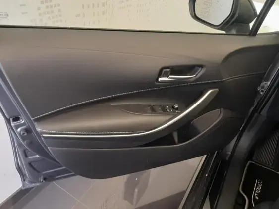 TOYOTA COROLLA TOURING SPT X - voiture de démonstration - Photo 19