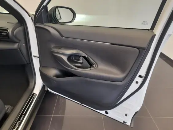 TOYOTA YARIS CROSS I - voiture de démonstration - Photo 20