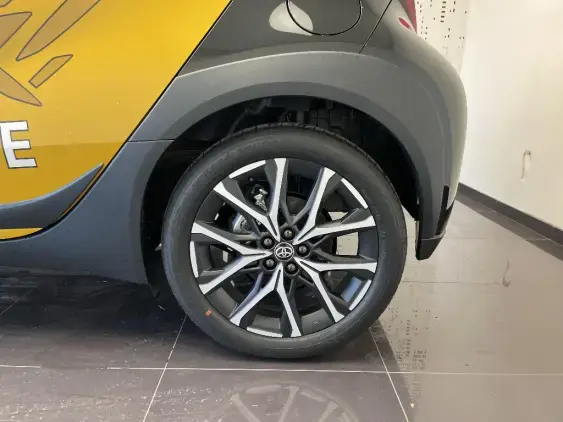 TOYOTA AYGO X - voiture de démonstration - Photo 24