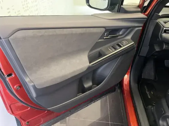 TOYOTA C-HR+ ELECTRIQUE II - voiture de démonstration - Photo 19