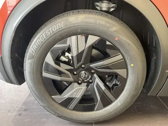 TOYOTA C-HR+ ELECTRIQUE II - voiture de démonstration - Photo 24