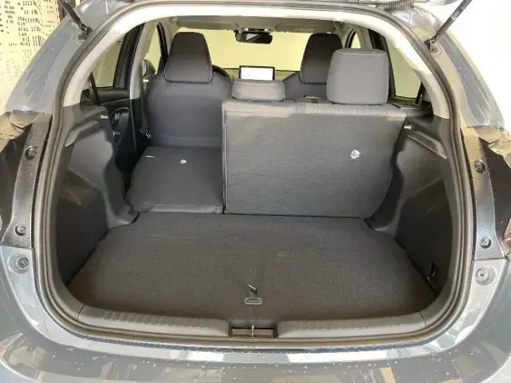 TOYOTA YARIS IV - voiture de démonstration - Photo 16