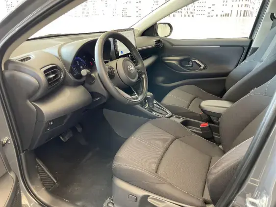 TOYOTA YARIS IV - voiture de démonstration - Photo 18